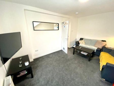 3 bedroom house share to rent - Photo 2