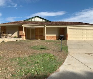 16 The Ramble, Canning Vale WA 6155 - Photo 2