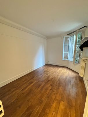 Appartement Paris 1 pièce(s) 24.54 m2 - Photo 1