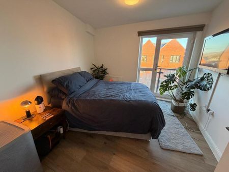 2 bedroom apartment to rent - Photo 5