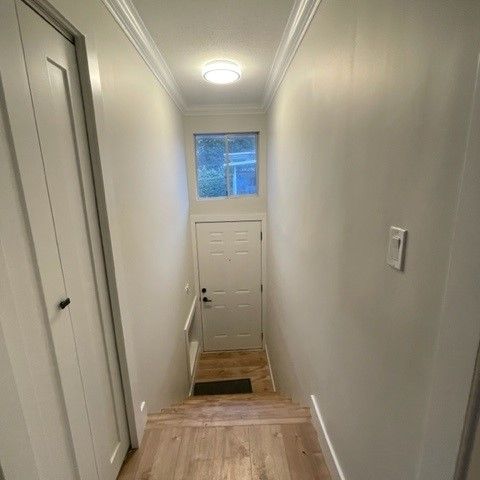 Royal Heights, Updated 4 Bedrooms/Heated Garage/RV Parking - Photo 1