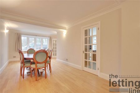 Burnt Farm Ride, Enfield, Middlesex, EN2 9DZ - Photo 4