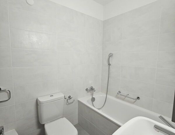 1.5 Zimmer, 49 m², 2. Stock - Foto 1