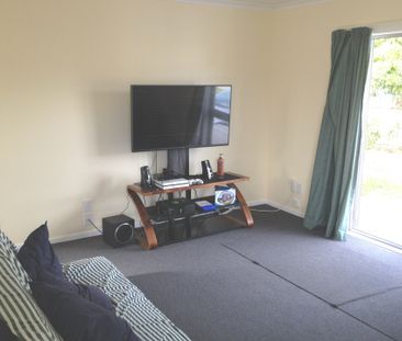 Tidy home on Fairmont - Photo 1