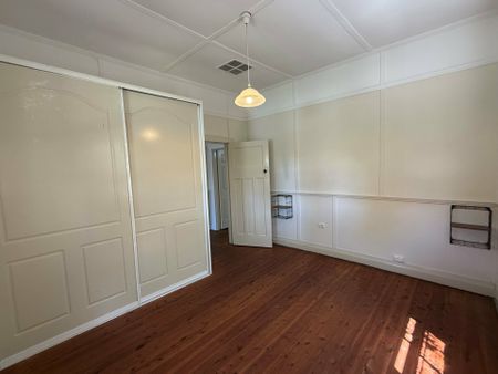 Family-Friendly Home for Rent in Dubbo - Photo 4