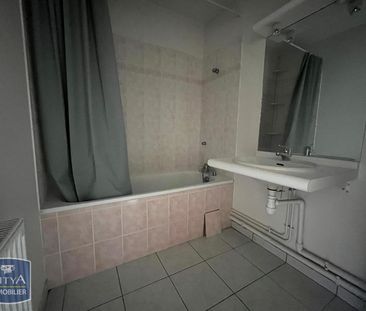 Location Appartement 3 pièces 66m² MACON 71000 - Photo 4