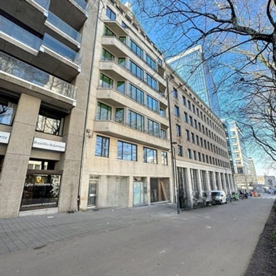 Appartement te huur - Photo 1