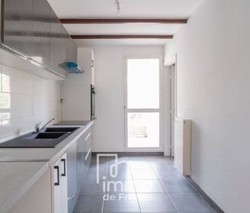 Location appartement 4 pièces 79.23 m² à Marseille 11e Arrondisseme... - Photo 2