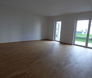 Tolle 3-Raum Whg. mit Parkett, Fubo-Heizg., Terrasse, Stellpl.! - Photo 2