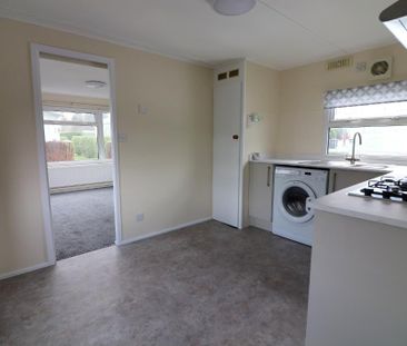 1 Bedroom Park Home To Rent - Photo 5