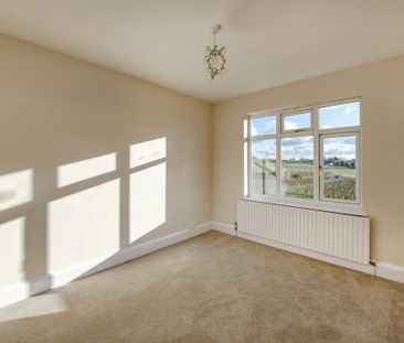 Upper Whittimere Farmhouse, Bobbington - Photo 3