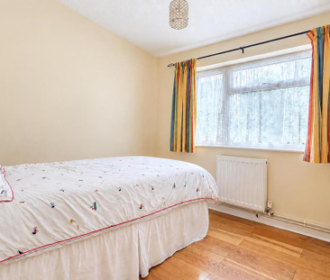 3 bedroom detached bungalow to rent - Photo 5