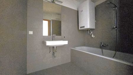 Top gelegene 2-Zimmer-Wohnung, in der Schlagergasse/Severingasse Nähe Volksoper und WUK! - Photo 4