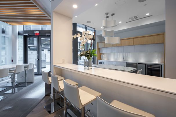 For Lease - 45 Charles Street Unit# 3011, Toronto, Ontario - Photo 1