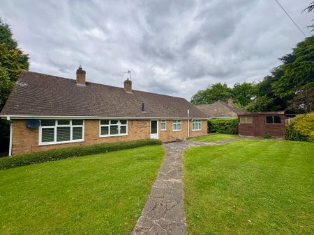 Warren Close - Photo 2