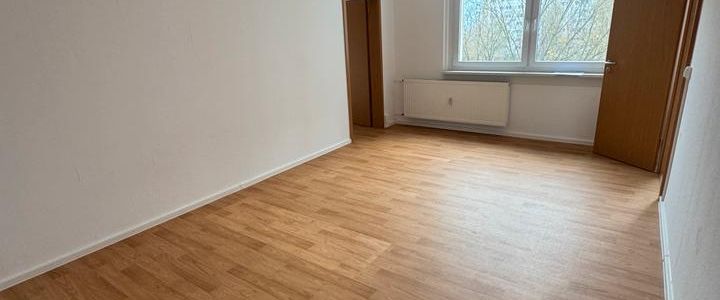 2-Zimmer-Wohnung in Hohenschönhausen ab 01.12.2025 - Photo 1