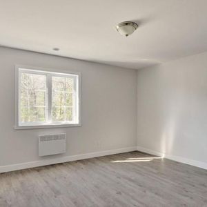 2 CH - 2 SDB - Sherbrooke - $1,552 /mo - Photo 2