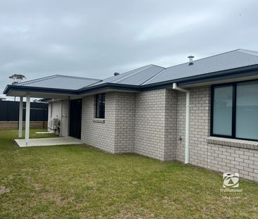 STUNNING NEW CONSTRUCTION IN PRIME SPOT - Photo 5