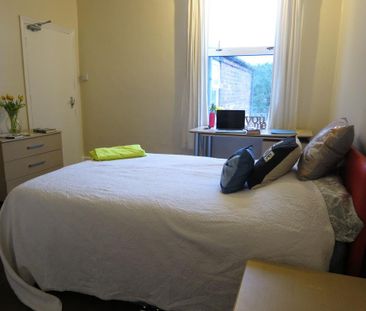 8 bedroom house to rent - Photo 2