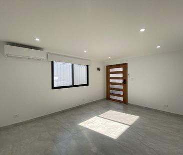 Modern 2 Bedroom Granny Flat with Air-Conditioning - Photo 6