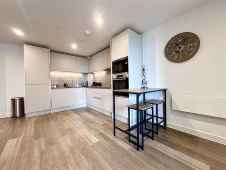 1 bedroom apartment to rent - Photo 2