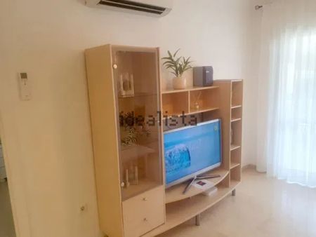 Alquiler de piso en Paseo Marítimo Rey de España - Photo 3