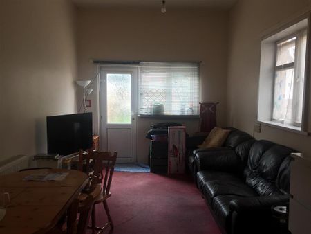 5 bedroom house share to rent - Photo 4