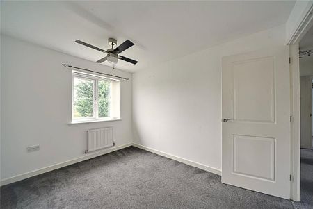4 bedroom detached house to rent - Photo 5
