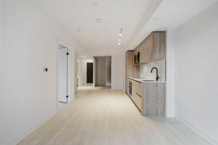 For Lease - 117 Broadway Avenue Unit# 318, Toronto, Ontario - Photo 4