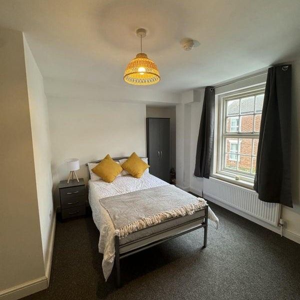 2 bedroom house share to rent - Photo 1