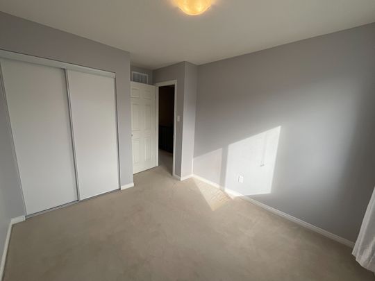 For Lease - 152 Maravista Drive, Barrhaven, Ontario - Photo 1