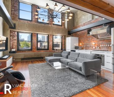 Condo in Downtown Vancouver, BC - Photo 1