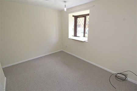 2 bedroom bungalow to rent Kensington Drive, Great Holm, Milton Keynes, MK8 - Photo 3