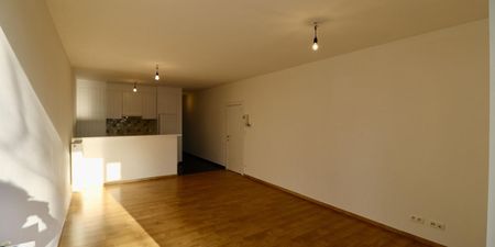 Gelijkvloers app. te huur in Mariakerke voor € 895 met 1 slaapkamer - Photo 4