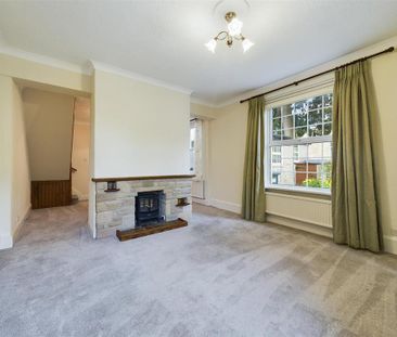 2 bedroom end of terrace house to rent - Photo 4