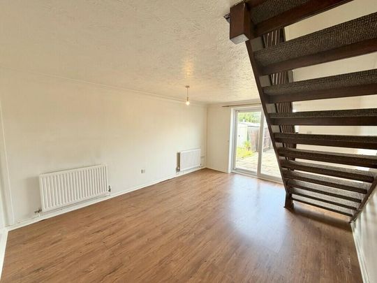 2 bedroom terraced house to rent - Photo 1