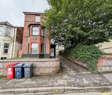 1 bedroom in a house share to rent - Photo 3
