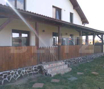 Inchiriere casa cu curte individuala - Fotografie 5