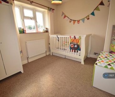 2 bedroom semi-detached house to rent - Photo 4