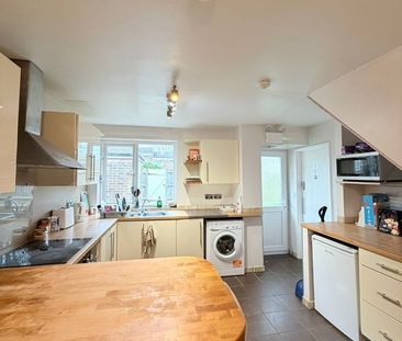 Room in a Shared House, Leasow Drive, B15 - Photo 6