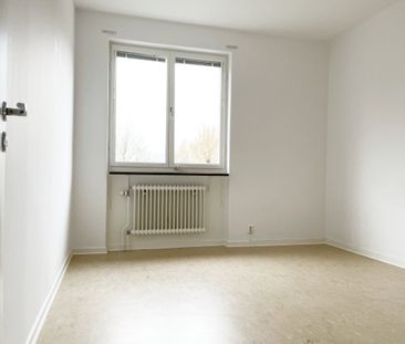 Ljuragatan 107 - Foto 4