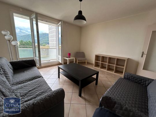 Location Appartement 4 pièces 75m² ST MARTIN D HERES 38400 - Photo 1