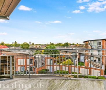 Lanacre Avenue - Photo 2