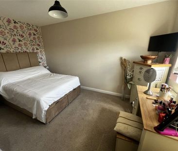 3 bedroom detached house to rent - Photo 3
