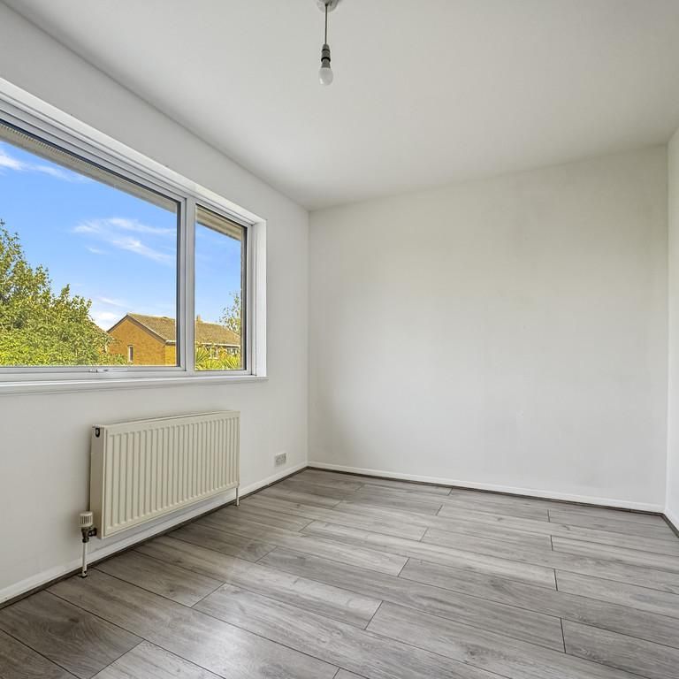 3 bedroom detached house to rent - Photo 1