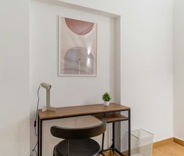 Plaza Argüelles, Madrid, Community of Madrid 28008 - Photo 6