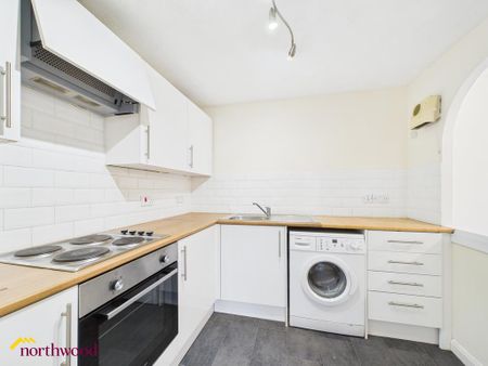 2 bedroom flat to rent - Photo 5