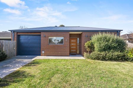 20 Blackburn Road, Mooroolbark - Photo 5