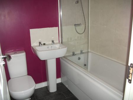 Marler Close, Great Yarmouth, Bradwell - Photo 5