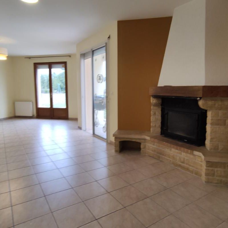 Location Maison 6 pièces 117m² MARMANDE 47200 - Photo 1